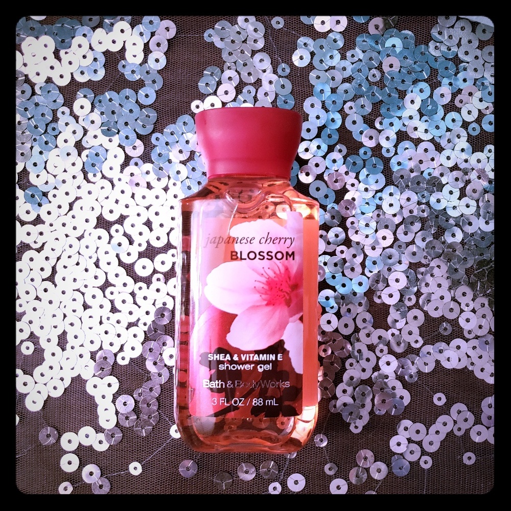 Japanese Cherry Blossom Shower Gel Travel Size